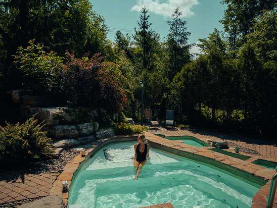 Relaxation swimming pool Hôtel Château-Bromont