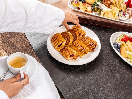 Hôtel Saint-Sulpice - Montreal - Bed & Breakfast Getaway