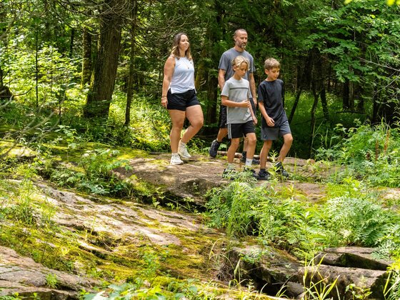 Le Baluchon Éco-villégiature - Mauricie - Rando en famille