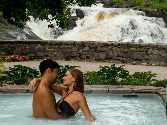 Le Moulin Wakefield Hôtel & Spa - Outaouais - Romance by the falls