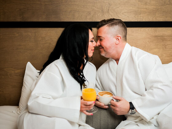 AX Hôtel Laurentides couple
