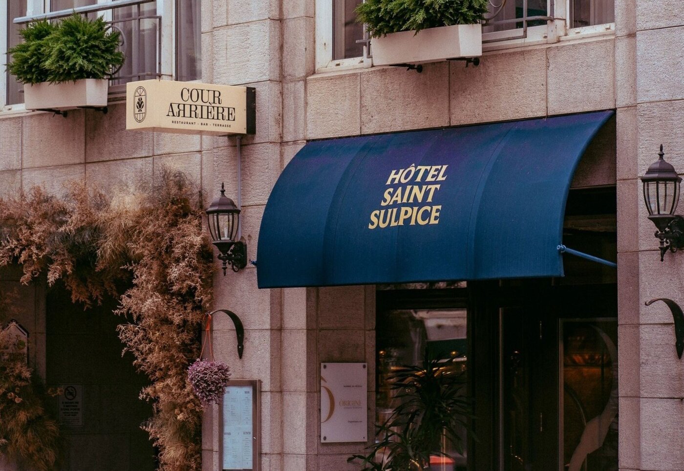 Hôtel Saint-Sulpice - Montréal - Fall 
