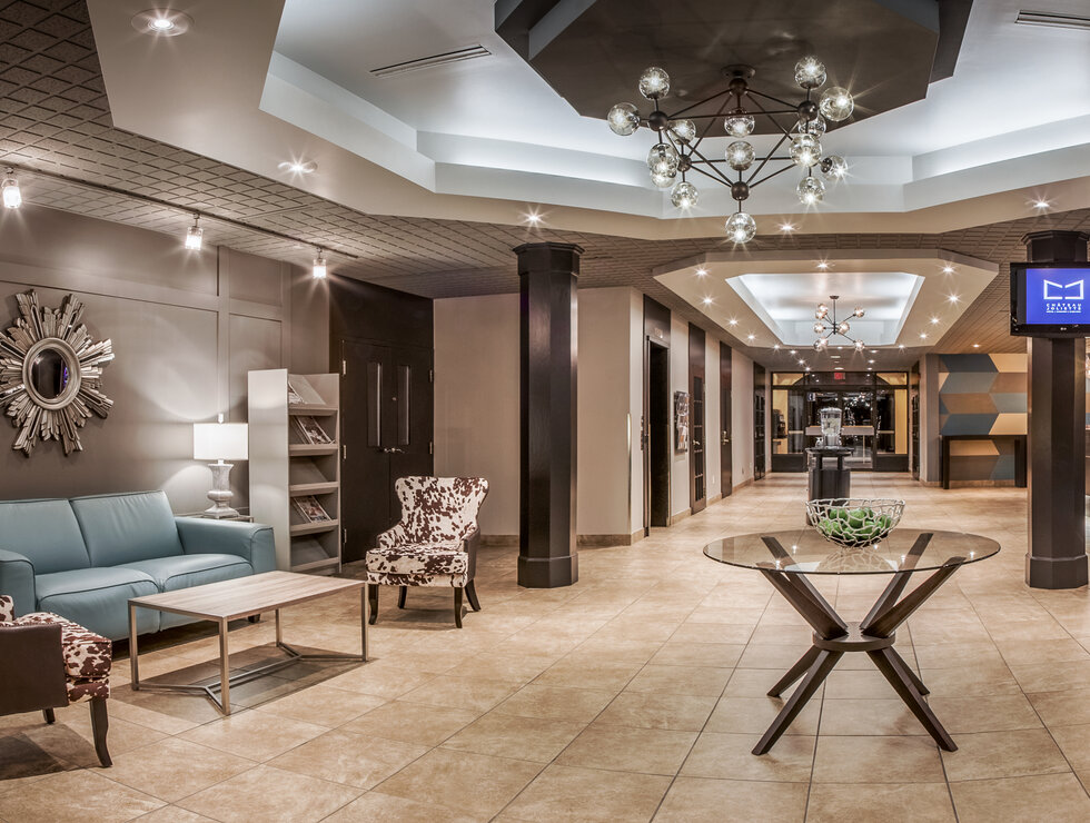 Hôtel Château Joliette Lanaudière lobby