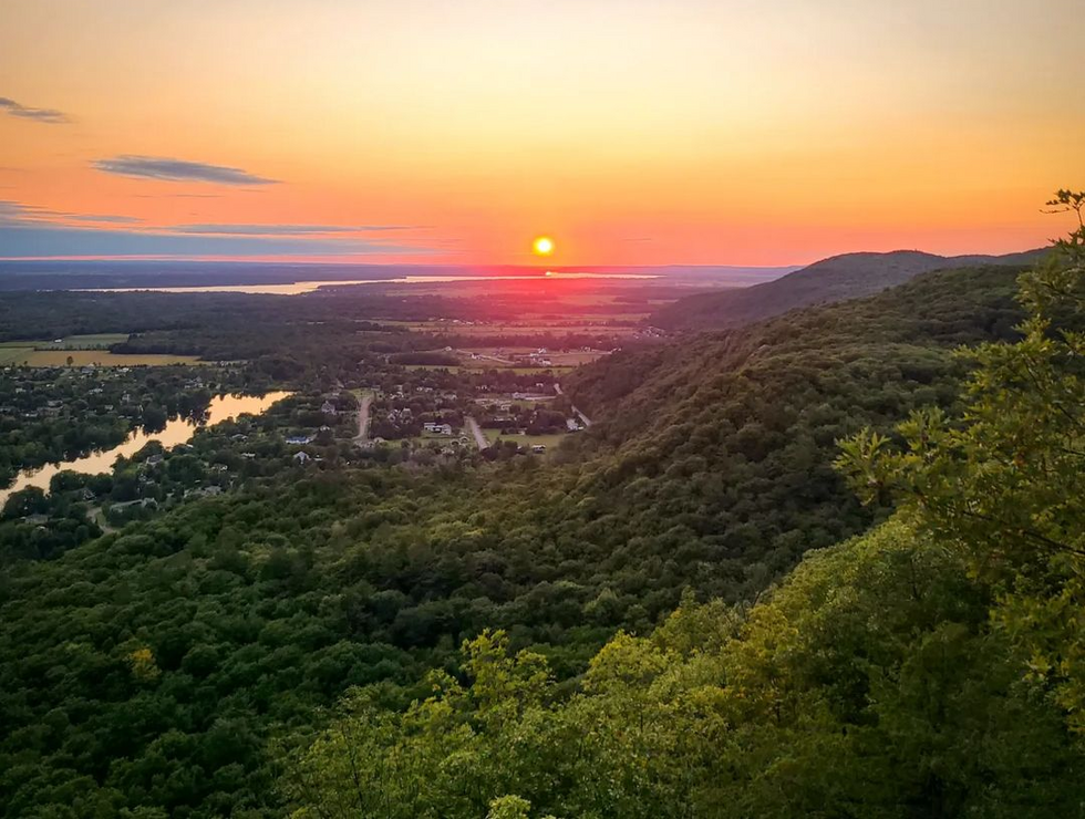 Guided tours with Aventure Outaouais