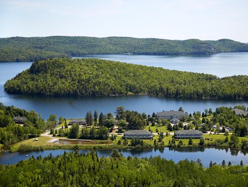 Auberge du Lac-à-l'Eau-Claire Mauricie paysage