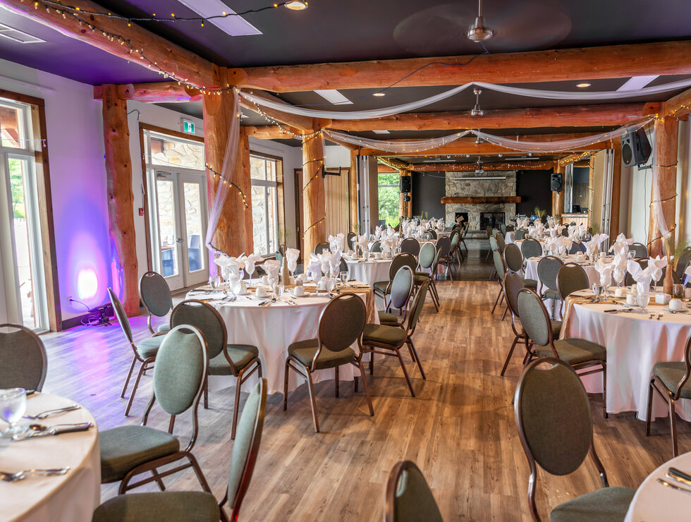 Auberge du Lac Taureau Lanaudière reception room