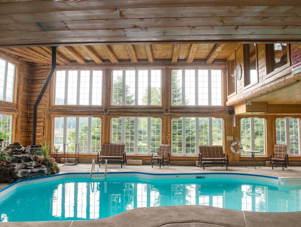 Auberge du Vieux Moulin Lanaudière spa extérieur