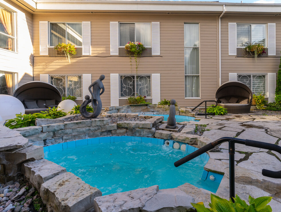 Auberge des 21 Saguenay-Lac-Saint-Jean outdoor spa
