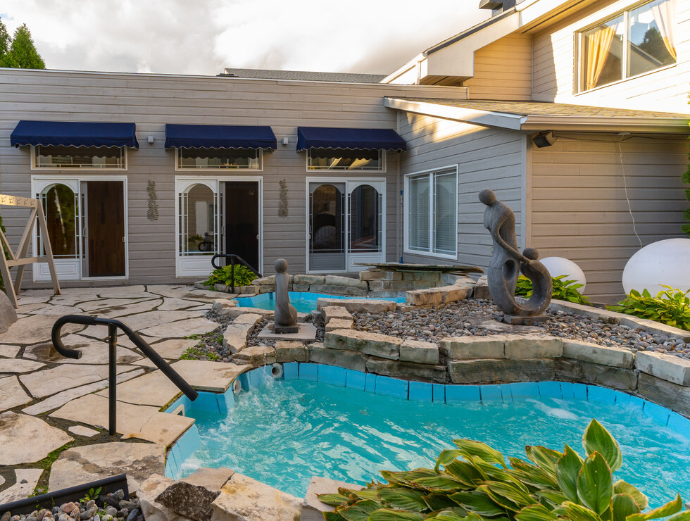 Auberge des 21 Saguenay-Lac-Saint-Jean outdoor spa