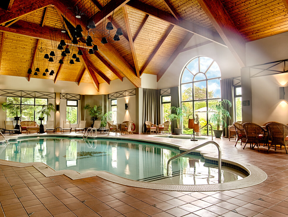 Auberge Godefroy Centre-du-Québec piscine intérieure