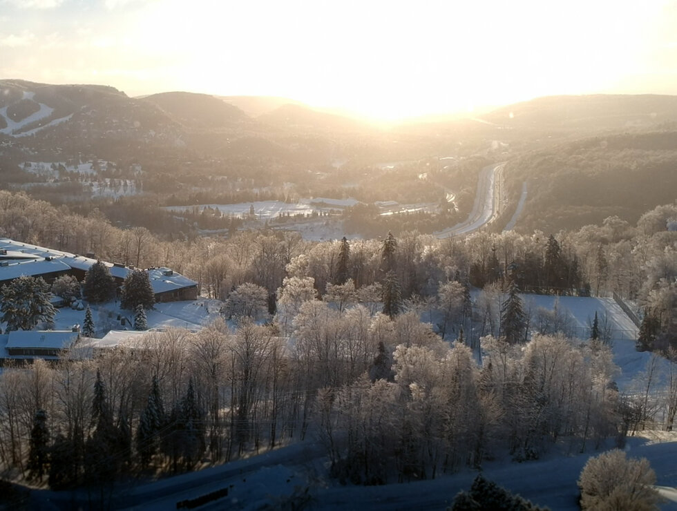 Hôtel & Spa Mont Gabriel Laurentides extérieur en hiver