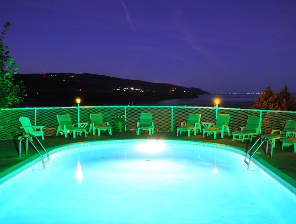 Auberge des Falaises Charlevoix piscine