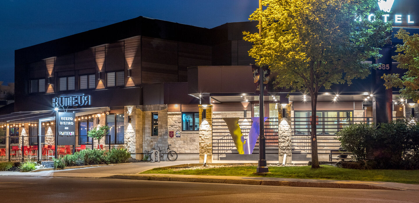 Hôtel V / #CanadaDo / Best Places to Stay in Gatineau