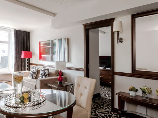 Le Saint-Sulpice Hôtel Montréal Executive Suites